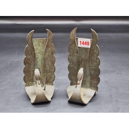 1449 - A pair of stylish Continental Art Deco bronze swan bookends, 17cm high.