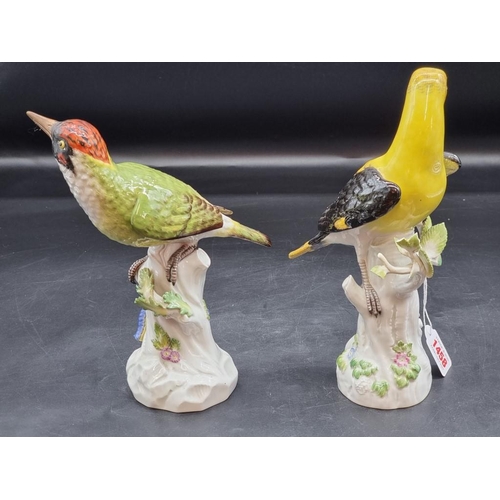 1458 - Two Meissen birds, comprising a Green Woodpecker, No.3087; and a Yellow Oriel, No.820, 23.5cm high a... 