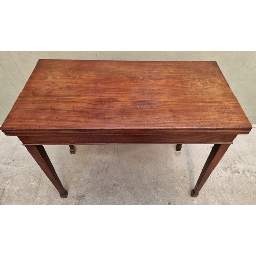 1622 - A 19th century mahogany rectangular centre table, on brass casters, 95cm wide; together with a Georg... 