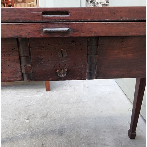 1622 - A 19th century mahogany rectangular centre table, on brass casters, 95cm wide; together with a Georg... 