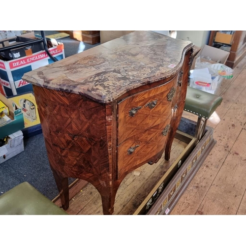 1094 - A small Louis XV kingwood and marble top commode, with brass mounts, 77.5cm wide. ... 