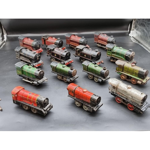 115 - Hornby: 15 various vintage locomotives, mixed condition and age.