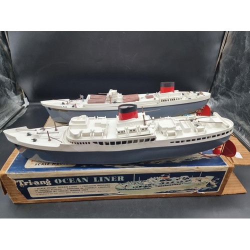 20 - Triang: an MS Ocean Trader; together with an RMS Pretoria Castle, both in original boxes. (2)... 