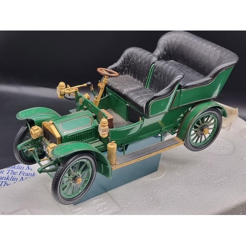 55 - Franklin Mint: a 1905 Rolls Royce 10hp 90th Anniversary edition 1:16th scale model.