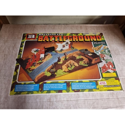 77 - Britains: a 1970s 'Battleground' plastic base, complete with contents, in original box, No.4715... 