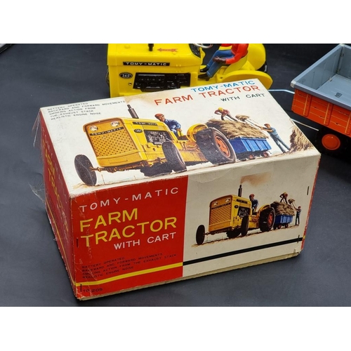 92 - Tinplate: a vintage Japanese Marusan Tractor construction kit in box (1950s); together with a T... 