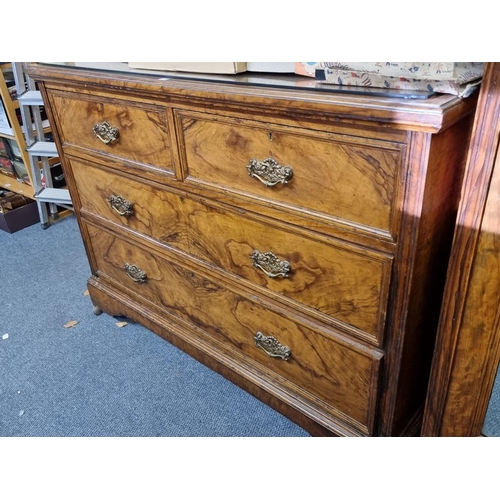 1017 - A good late Victorian figured walnut bedroom suite, comprising: a compactum style wardrobe, 195.5cm ... 