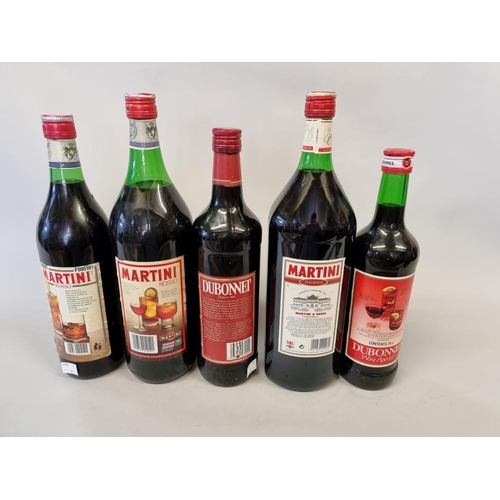 101 - Five bottles of vermouth, comprising: two 150cl Martini Rosso; a 1 litre Martini Rosso; a 1 litre Du... 