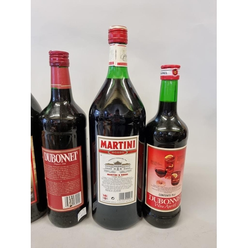 101 - Five bottles of vermouth, comprising: two 150cl Martini Rosso; a 1 litre Martini Rosso; a 1 litre Du... 