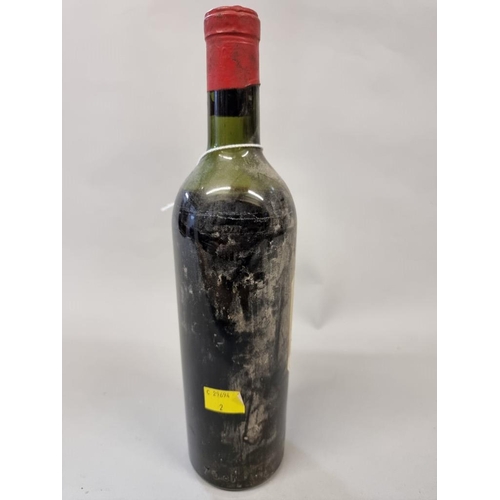 19 - A 75cl bottle of Chateau Margaux 1952.