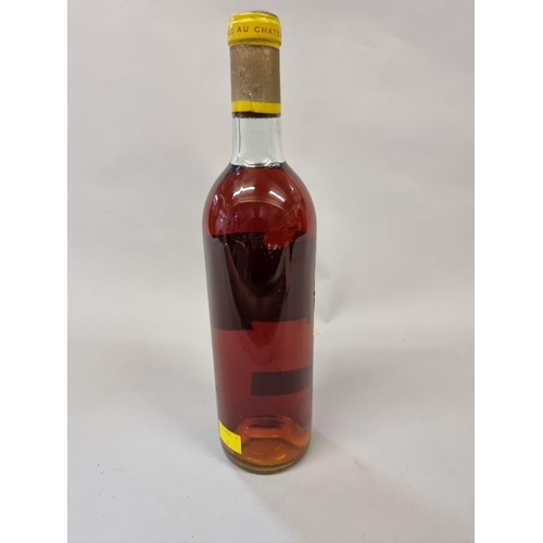 23 - A 75cl bottle of Chateau d'Yquem, 1971, Lur-Saluces.