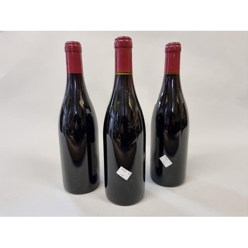 28 - Three 75cl bottles of Volnay Taillepieds, 1er Cru, 1998, Bitouzet Prieur. (3)