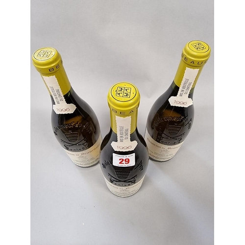 29 - Three 75cl bottles of Chateauneuf du Pape Blanc, 1996, Beaucastel. (3)