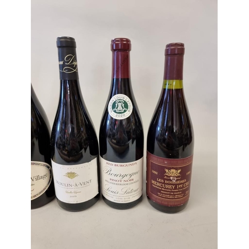 97 - Six 75cl bottles of French wine, comprising: Bourgogne Pinot Noir, 2020, Louis Latour; Moulin-a-Vent... 