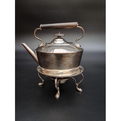 317 - A Victorian Scottish silver kettle on stand by Hamilton & Inches, Edinburgh 1886, 18cm high... 