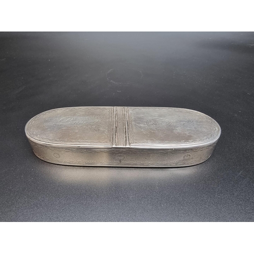 353 - An early 19th century French white metal double ended snuff box and matching pounce pot, engraved 'P... 