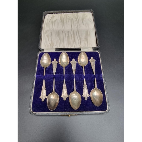 362 - A cased set of six silver teaspoons by A J Bailey, Birmingham 1923, 59g.