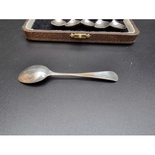 365 - A cased set of six silver Hanoverian pattern coffee spoons by Viners, Sheffield 1948, 50g.... 