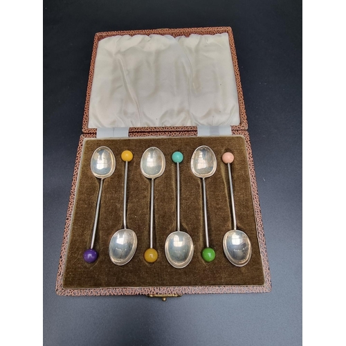 369 - A cased set of six silver bean handles coffee spoons, by Wilmot Manufacturing Co, Birmingham 1929, g... 