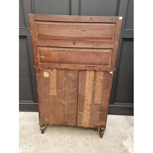 1073 - A George IV figured mahogany chiffonier, in the manner of Gillows, 82.5cm wide. ... 