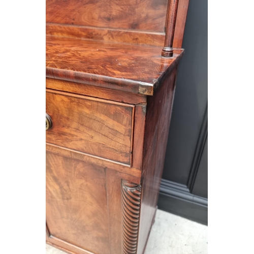 1073 - A George IV figured mahogany chiffonier, in the manner of Gillows, 82.5cm wide. ... 