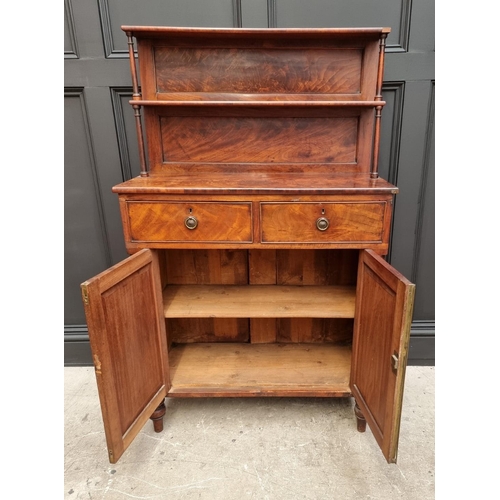 1073 - A George IV figured mahogany chiffonier, in the manner of Gillows, 82.5cm wide. ... 