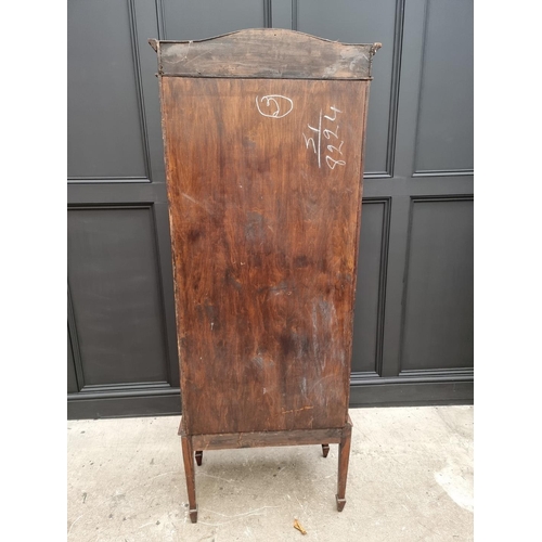 1076 - An Edwardian mahogany, line inlaid and painted display cabinet, 65.5cm wide.