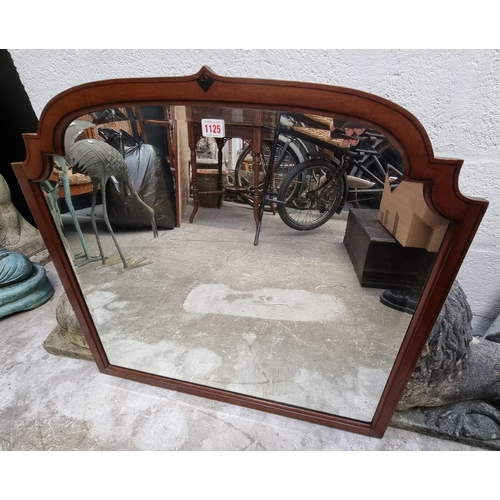 1125 - A 1920s mahogany frame wall mirror, 71 x 77cm.