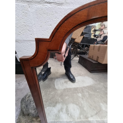 1125 - A 1920s mahogany frame wall mirror, 71 x 77cm.