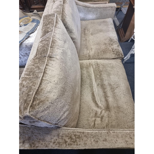 1136 - A contemporary two seater settee, 194cm wide. En-suite with the previous lot. ... 