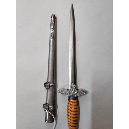 1644 - A German Third Reich Luftwaffe 2nd pattern dagger and sheath. 