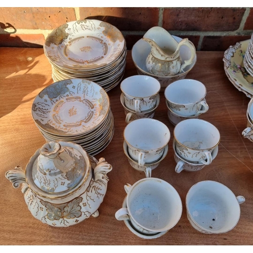 1682 - A collection of Victorian porcelain tea and dinner wares.