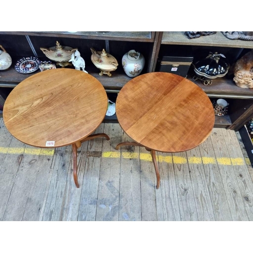 1075 - A pair of Shaker style cherry wood tripod tables, 45.5cm diameter. 