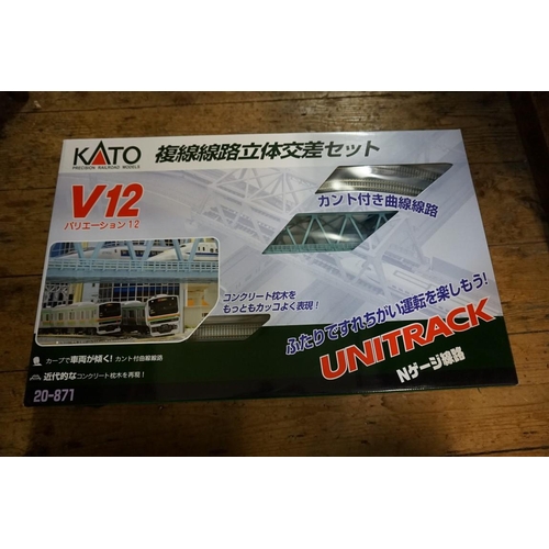 1688 - A Kato Unitrak N gauge train set, No: V12, boxed.