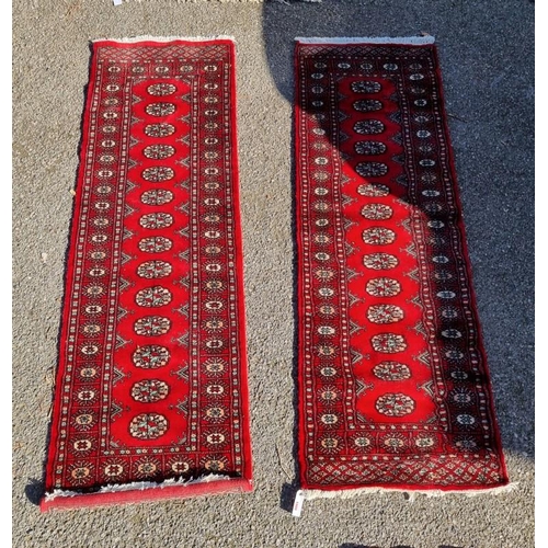 1008 - A pair of modern Persian runners, 183 x 63cm.