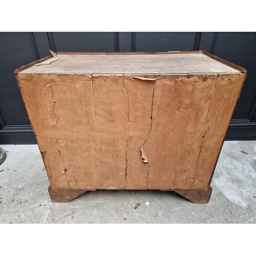 1070 - An 18th century walnut and crossbanded chest on chest, 98.5cm wide.  ... 