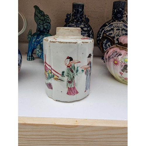 1292 - A mixed group of ceramics, to include two Chinese blue and white moon flasks, 16.5cm high; and a Vic... 