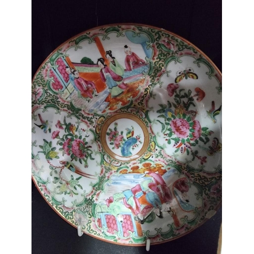 1395 - A collection of Chinese porcelain, mostly 19th century, to include famille rose, largest plate 28cm ... 