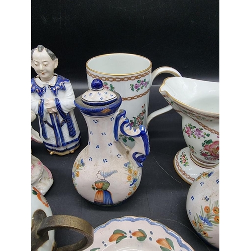 1436 - A mixed group of Continental pottery and porcelain, to include: an 18th century Chinese teapot and c... 