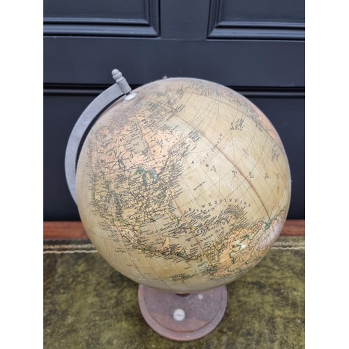 1439 - A vintage 13in table globe.  