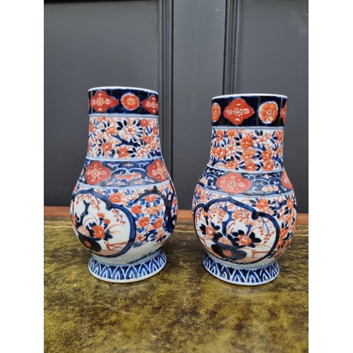 1455 - Three blue and white Chinese ginger jars, largest 13.5cm high; together with a near pair of Japanese... 