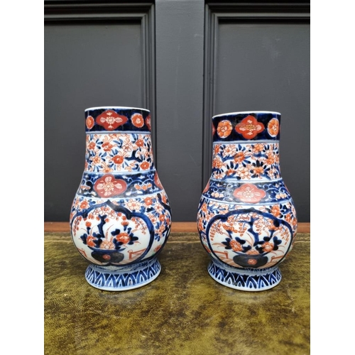 1455 - Three blue and white Chinese ginger jars, largest 13.5cm high; together with a near pair of Japanese... 