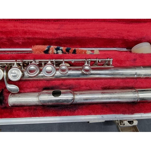 1565 - A Boosey & Hawkes 'Regent' chrome plated flute, in fitted case. 