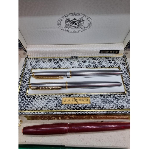 1649 - A collection of vintage pens and similar, to include a boxed S J Dupont example.