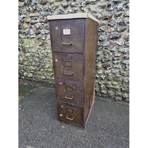 1816 - A vintage metal four drawer filing cabinet, 132cm high x 38.5cm wide x 64cm deep, excluding handles.... 