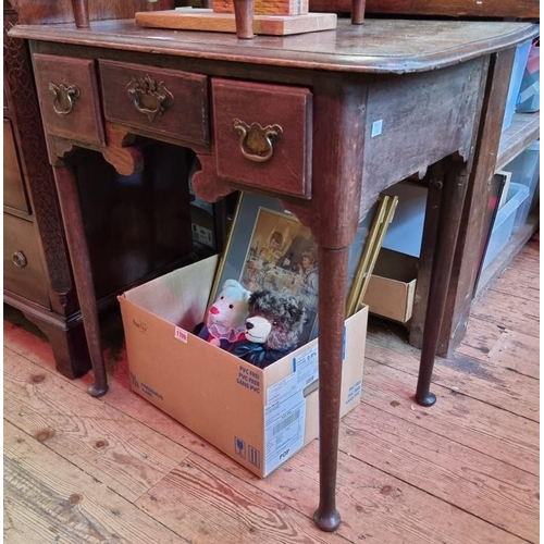 1098 - An 18th century oak lowboy, 73cm wide.