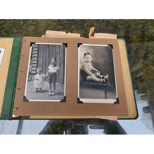 214 - ALBUMS: a large box of miscellaneous family photo albums, commonplace books and similar, largel... 