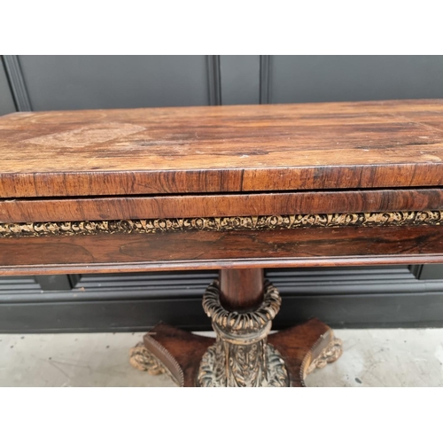 1060 - A William IV rosewood pedestal table, 91.5cm wide.