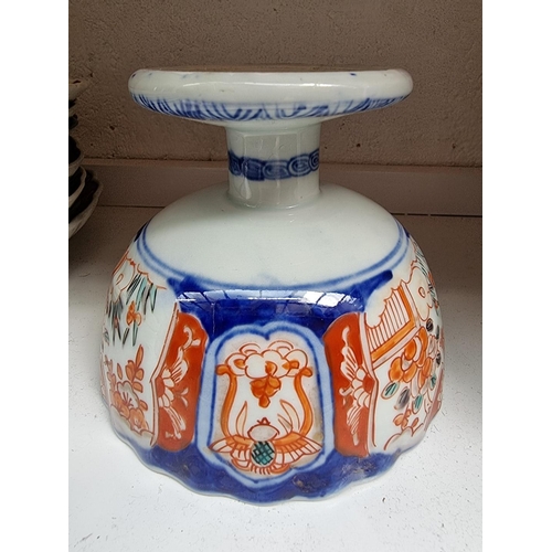 1145 - A collection of Japanese Imari. (11)