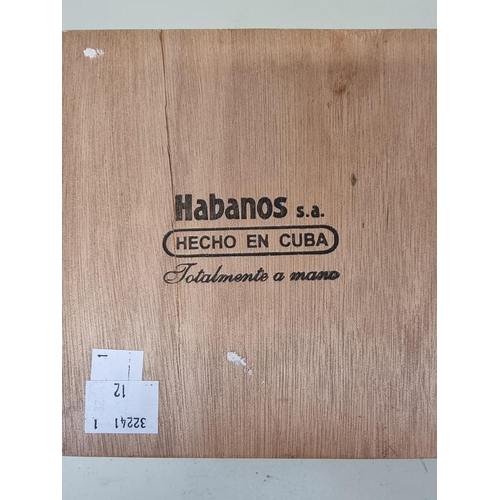 218 - A sealed box of 25 Cohiba 'Robustos' cigars.